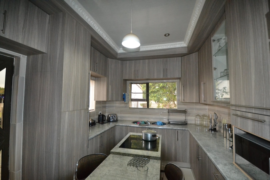 5 Bedroom Property for Sale in Harmony Free State